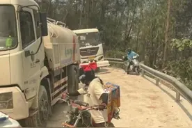 “蝴蝶结”女骑士，和“战友”领证了！图片