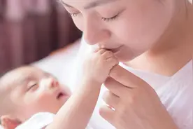 生育登记政策调整背后，是婚姻、生育与抚育的关系问题图片