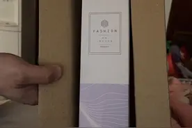 市民1元秒杀保温杯收到一瓶“水货”雪碧，平台：店铺违规欺诈发货图片