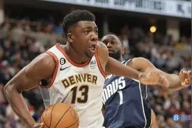 托马斯-布莱恩特登上推特热搜前三 截止日前其被湖人送往掘金图片