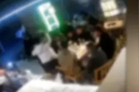 烧烤店斗殴有人持刀追砍至店外，吉首警方：嫌疑人全部归案