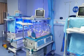 黄疸宝宝早上光疗，下午回家，省第三人民医院开设日间光疗病房图片