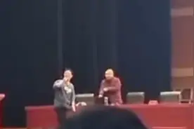 被轰下台的“名师”陈宏友：曾当选十佳教师并作报告1000多场，提出“新时代教师标准”图片