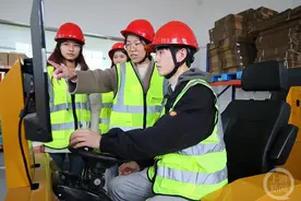 学子归来 重庆高校陆续开学图片