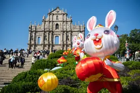新闻多一度 | 中国驾照全球使用指南 出境游哪里可以自驾？图片