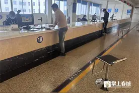 驾驶证延期无需本人回国 境外中国公民换领驾驶证这样办→图片