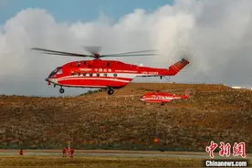 昆明航空救援支队开展直升机吊网训练 应对多灾种救援图片