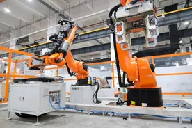 高质量发展看中国｜用机器人生产机器人、孵化爆款设计师，看广东顺德如何舞动智造产业“微笑曲线”？图片