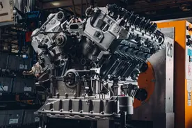 在巅峰时成为绝唱，宾利W12发动机将于2024停产图片