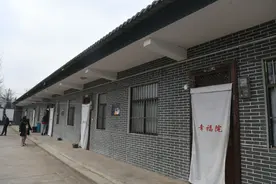看振兴 陕西行丨搬离危房土窑洞，陕北老人住进带火炕的幸福院图片