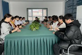 新疆昌吉市六工镇十三户村:打造艾草全产业链 叫响艾草小镇图片