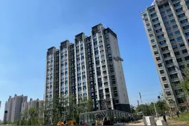 燕郊热度回归：新盘“日光”、憋了四年的二手房业主开始涨价，售楼员“不在带客就在接客户电话”图片