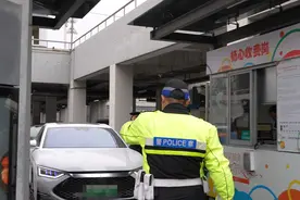 已查处50多辆！要“车证”没“车证”，要“人证”没“人证”，这种非法车辆你敢坐吗？图片