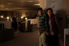 杨紫琼获2023美国演员工会奖电影类最佳女主角图片