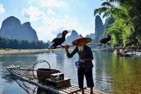 寻找20元人民币上的漓江渔翁图片