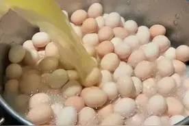 东阳人谈童尿蛋制作全过程：“汤”不用喝，幼儿园接尿者众图片