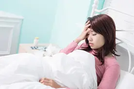 大脑供血不足时，身体会有四个表现，自我检查图片