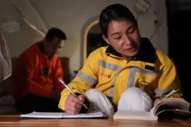 启动春季招募、让骑手上大学，外卖行业强化就业保障图片