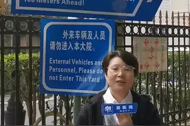 上海出入境办证无需预约首日 记者排队9小时完成业务办理图片