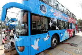 有一种叫云南的生活丨"咖啡巴士"惊艳亮相春城图片