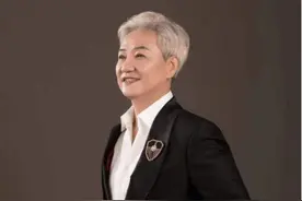 远赴非洲援建、登上《星光大道》， 73岁爷爷更有一副小伙身材？图片