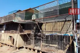 搭建20多年的鸽子笼被拆除，武汉江岸区一老旧小区改造启动图片