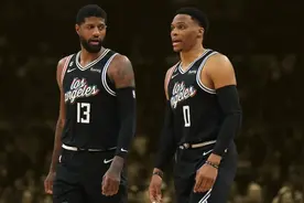 乔治：威少以球队为先，他与我和伦纳德的配合会越来越好的图片