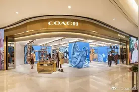 压箱底的旧包可以“卖”回专柜了，Coach推出这项业务，你心动了吗？图片