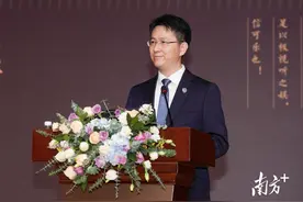 华附知识城校区今年秋季初一将招6班，暂不招高中图片