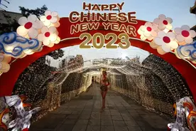 第一批去泰国玩的中国游客，被坑惨了？图片