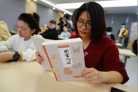 北京“阅读驿站”走进朝阳区三间房乡，带您品读国宝文物图片