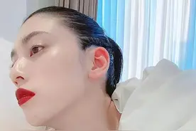 美人计 | 永野芽郁全脸反光，日本也开始流行水光肌了？？图片