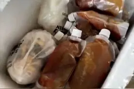 妈妈给女儿寄15包螺蛳粉并叮嘱：请同学一起吃，不要卖钱图片