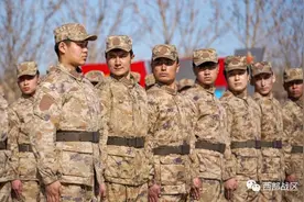 “准新兵”，役前训练进行中……图片
