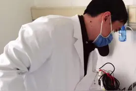 18岁女孩腰椎间盘突出 专家：警惕肥胖和不良生活方式造成的疾病图片