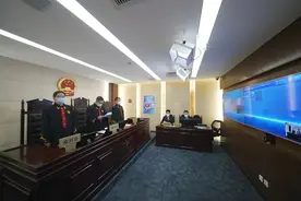买家因色差问题退货被卖家拒绝，法院判令卖家支付退货邮费图片
