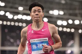 从“最强高中生”到并肩苏炳添，广州仔陈冠锋新赛季“狂飙”图片