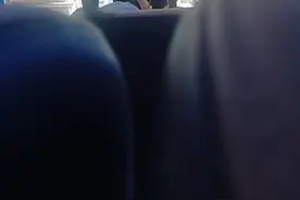 导游与游客争吵称“白白伺候你们几天”？旅行社：若属实会开除图片