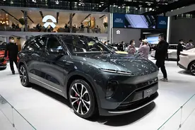 蔚来汽车全系降3万元并取消免费换电 能够挽救销量吗？图片