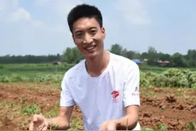陈刘平：农学博士田间地头显身手图片