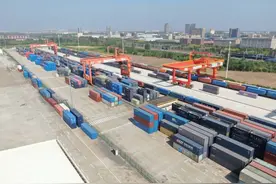 首次！汉欧国际外贸业务采用人民币结算图片