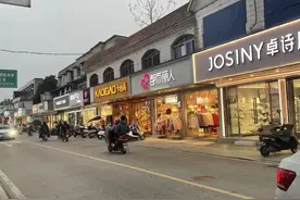 两个被随机选中的县城，也恰是中国广大县城的缩影 | 记者手记图片