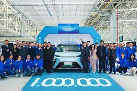 迈上12年新起点的上汽大通，砥砺前行，时光不负图片