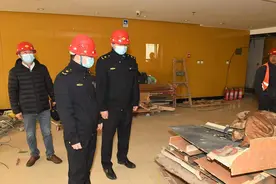 假借“平改坡”改出3层楼，拆！图片