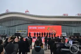 从田间到餐桌不到24小时，“奉节脐橙航班”首飞新加坡！图片