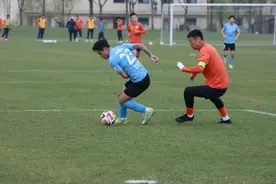 多支中超球队云集申城集训，只因上海滩风光旖旎，还是这里训练之余更放松？图片