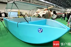 便携式组合充气艇亮相海南体博会 重量仅50公斤图片