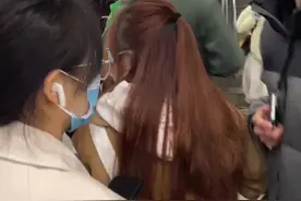 走了一半红毯取消，直击微博之夜现场图片