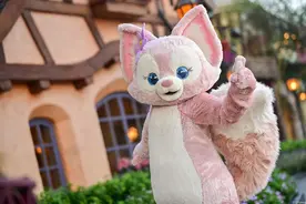 玩偶演员自述：上海迪士尼玲娜贝儿被拒绝互动背后，是不能发声的小众职业图片