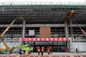 贵州新建一高铁站，极具民族风图片